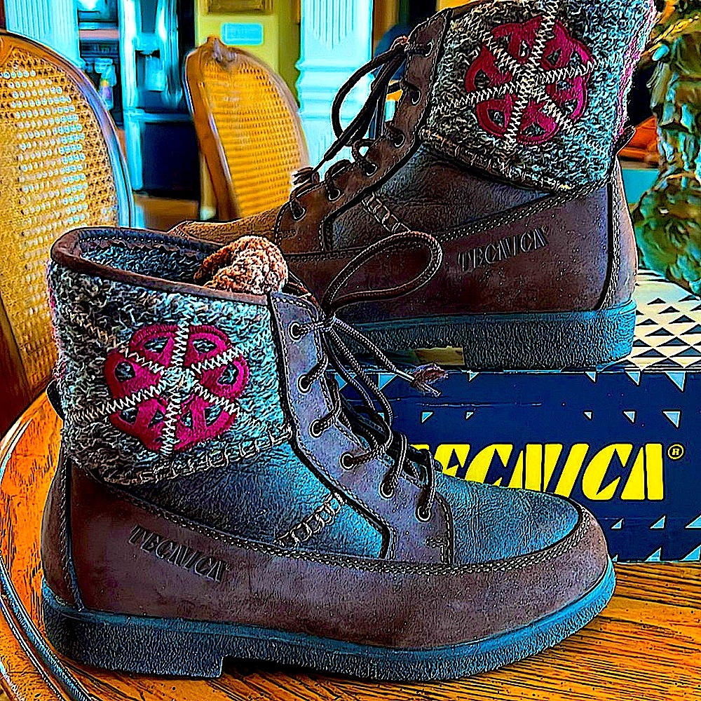 Fabulous Tecnica NEWInBox.Italy.DarkBrownSuede&Shearling.Sicilian/Moorish Design - Picture 6 of 15